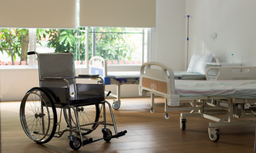 Rapporto OASI 2025: uno sguardo al welfare per la non autosufficienza